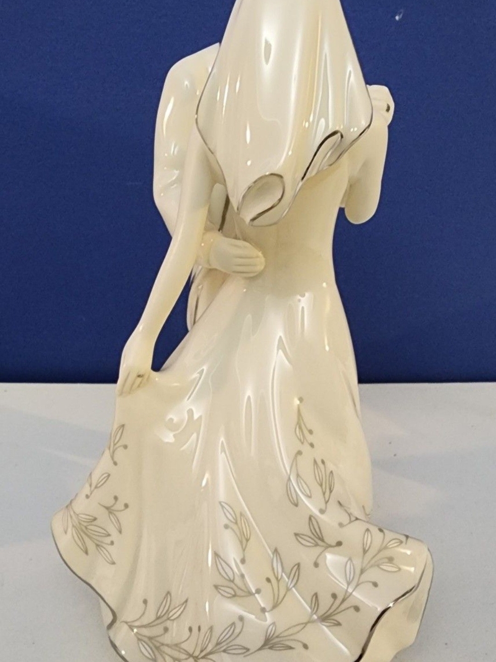 Lenox Cake Topper Bride & Groom Figurine Wedding Promises First Dance - Picture 3 of 10